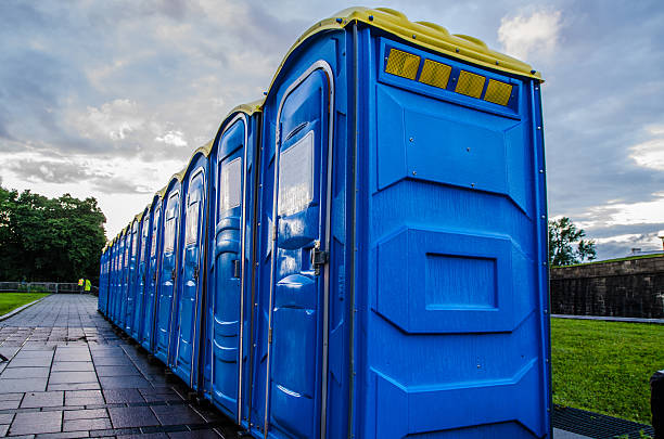 Best Porta potty rental near me  in Deep River Center, CT
